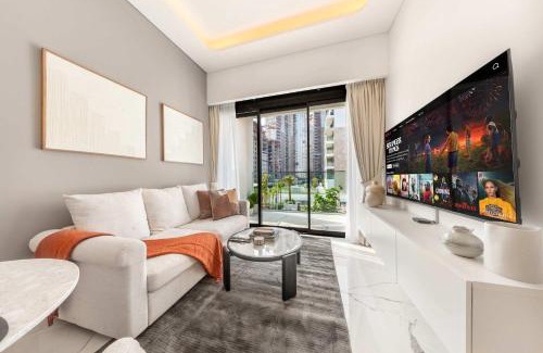 Nad Al Sheba Apartment | AirDXB - Meydan Apartments sleeps 4 with Swimming Pool View