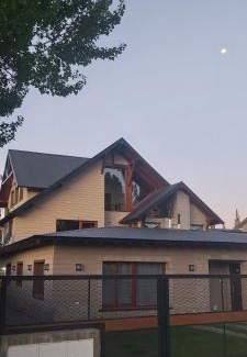 Dina Huapi Ski Chalet | Aires del Sur