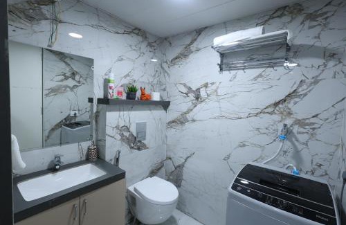 Viman Nagar Apartment | AirNest Pune 5min Walk Airport