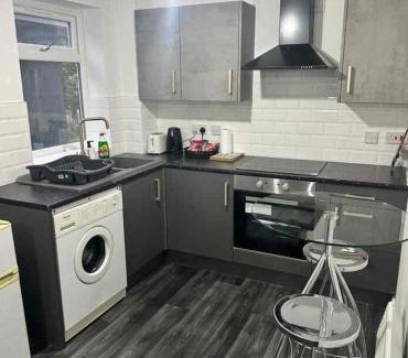 Tettenhall Apartment | Airrose Tranquil