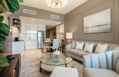 Za'abeel 2 Apartment | Airstay | 1BR | Next to Dubai Mall | City Views!