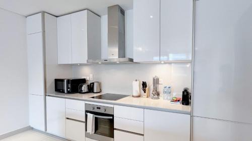 Al Wasl Apartment | Airstay - City Walk - Luxurious 2BR plus Guest Room - Monthly Offer Available
