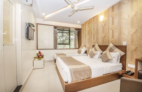 Mysore Hotel | Aishwarya Suites