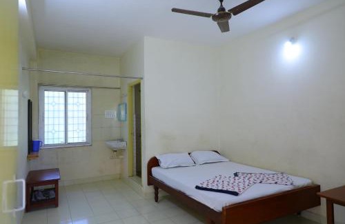 Yercaud Hotel | Aishwaryam Inn