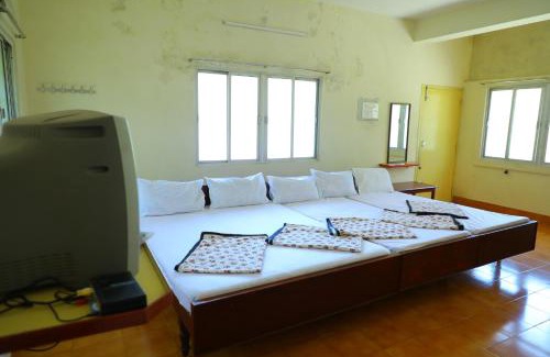 Yercaud Hotel | Aishwaryam Inn