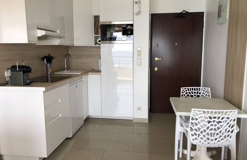 Ajaccio Apartment | Ajaccio - 3p - Balcony - 6 pers. - Pool - 5 'beach