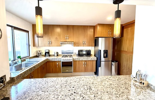 San Antonio Tlayacapan House | Ajijic Modern Fully Renovated 1 King Bedroom Suite - Walk to Everything
