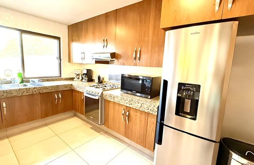 San Antonio Tlayacapan House | Ajijic Modern Fully Renovated 1 King Bedroom Suite - Walk to Everything