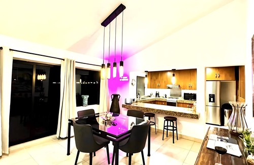 San Antonio Tlayacapan House | Ajijic Modern Fully Renovated 1 King Bedroom Suite - Walk to Everything