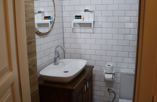Ayvalik City Center Hotel | Akhan Guest House