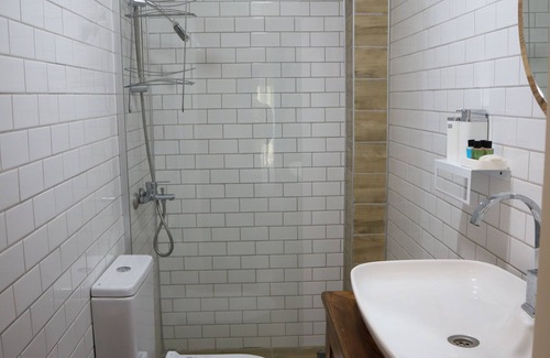 Ayvalik City Center Hotel | Akhan Guest House