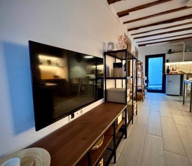 Lefkada Apartment | Akonelia - chora center