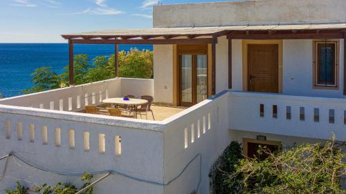 Pilalimata Apartment | Akrotiri Apartments