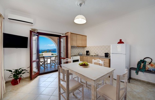 Akrotiri Hotel | Akrotiri Apartments