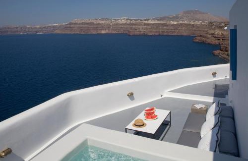 Akrotiri Villa | Akrotiri Cove