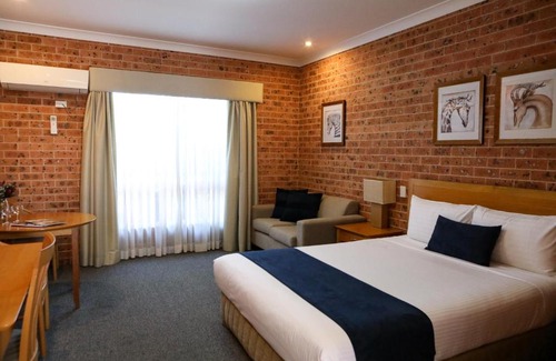 Dubbo Hotel | Akuna Motor Inn and Apartments