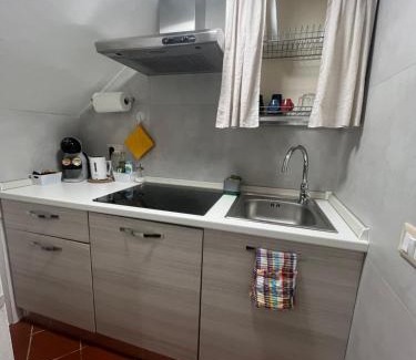 Prato Apartment | AL 106 Apartment [Free Wi-fi 5 min dalla Stazione]