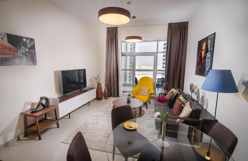 Dubai Sports City Apartment | Al Ashrafia Holiday Homes- The Medalist Sport City