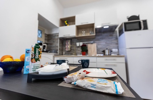 Old Town House | Al Castello-Independent house-Holiday home in Catania