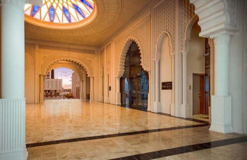 Jadaf Hotel | Al Jaddaf Rotana Suite Hotel