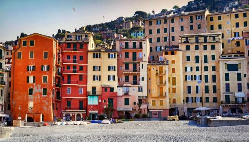 Camogli House | Al Porto 61 - Rooms for Rent