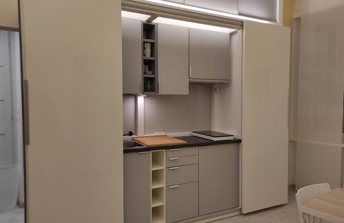 San Donato Apartment | AL REGINA, SMART STUDIO IN SAN DONATO TORINO. FREE PARKING 50 METERS AWAY.