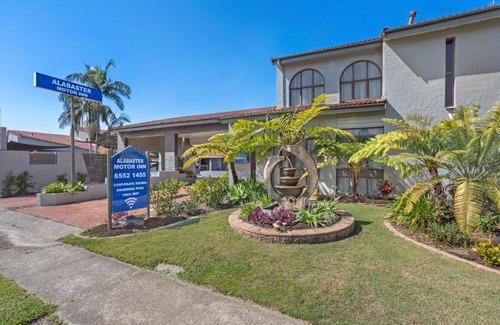 Taree Hotel | Alabaster Motor Inn