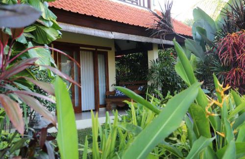 Kayu Putih Hotel | Alamanda Lovina Resort