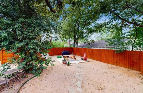 Highland Park House | Alamo Getaway