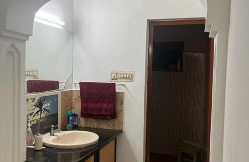 Perumbaikad Apartment | Alappattu home stay