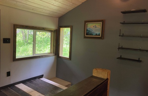 Sutton-Alpine Cottage | Alaskan tiny-home with sauna and WiFi