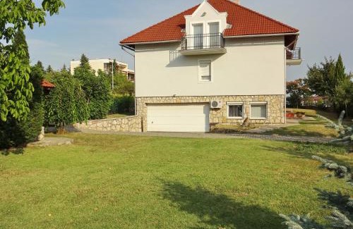 Balatonfured Apartment | Albízia Apartments