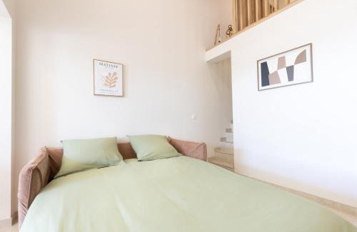 Martigues Apartment | Alba Duplex - Parking - Air conditioning - WiFi - Private Garden