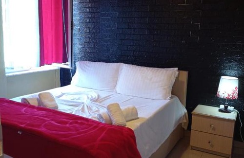Tirana House | Alba Rooms