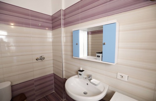 Qafe e Gjashtes Apartment | Albania Dream Holidays Accommodation