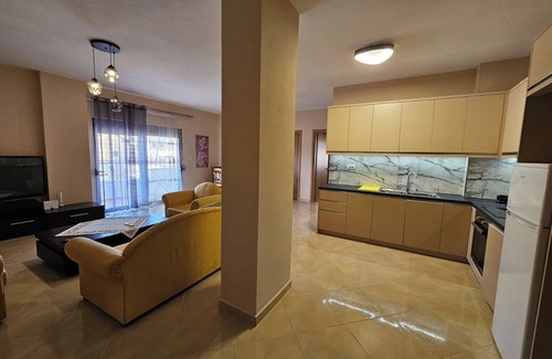 Sarande Apartment | Albania Dream Holidays Apartment