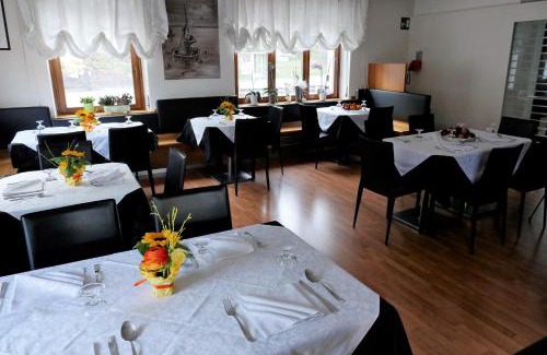 Ponte nelle Alpi Hotel | Albergo De March