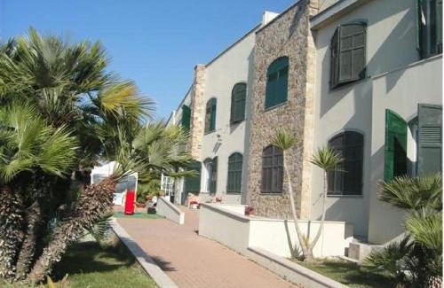 Santo Stefano al Mare Hotel | Albergo Ristorante Lucciola