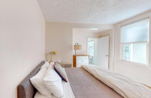 Bar Harbor House | Albert Meadow Hideaway