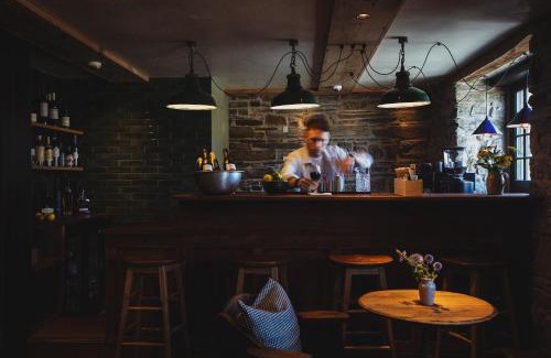 Cardigan Hotel | Albion Aberteifi