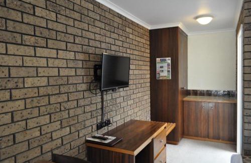 Albury Hotel | Albury Burvale Motor Inn