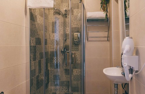 Santa Cruz Bed & Breakfast | Alcázar de María