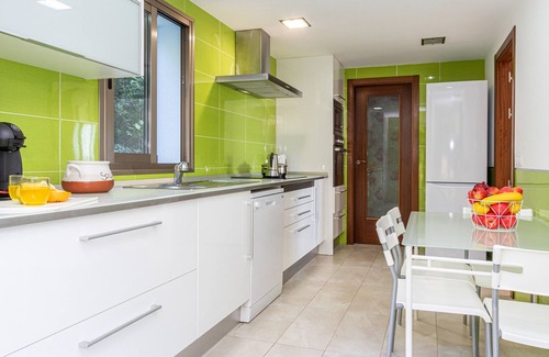 Alcanada Ski Chalet | Alcanada A By home villas 360