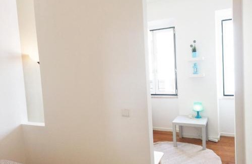 Santo Amaro Apartment | Alcantara Quiet & Calm in Lisbon