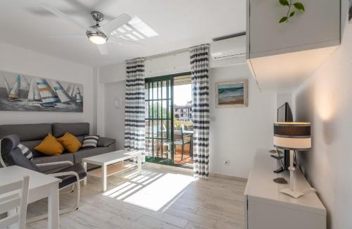 Ayamonte Apartment | Alcaudón by Ĥ