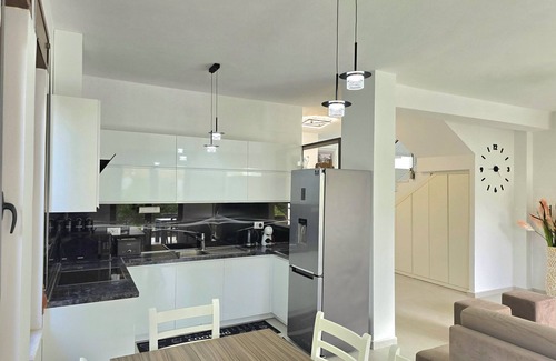 Ishem Villa | ALD161 - Vila 47 Dori