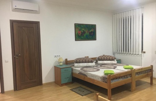 Malekhiv House | AlekSelena