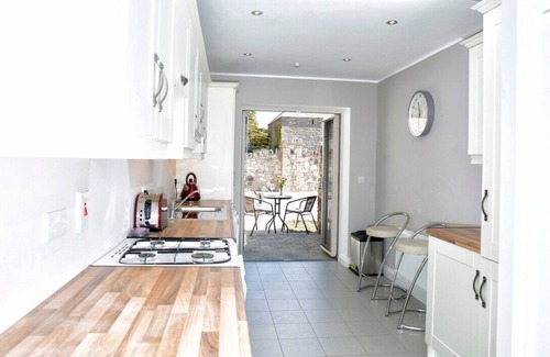 Leixlip Cottage | Alensgrove Cottages No. 02