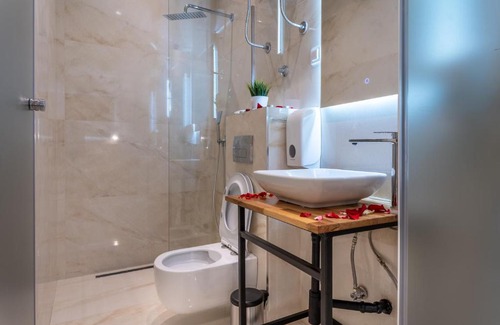 Dorcol Apartment | Alex Central Apartments