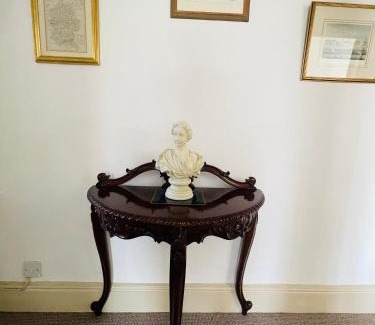 Corsham Apartment | Alexander House